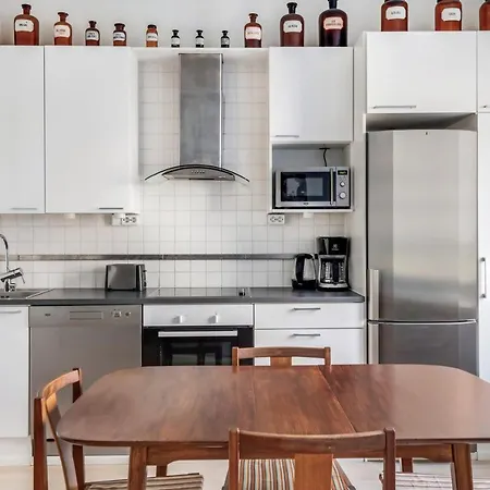 Apartamento Wehost Spacious Studio Near Metro Kallio Helsinki